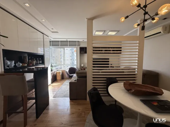 Apartamento com 3 dormitórios no Centro de Florianópolis