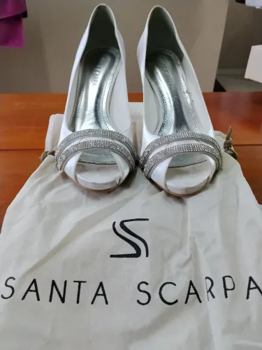 Sapato Santa Scarpa para noiva n 37