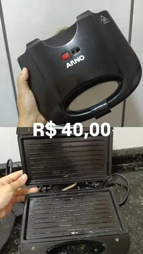 Sanduicheira funcionando perfeitamente