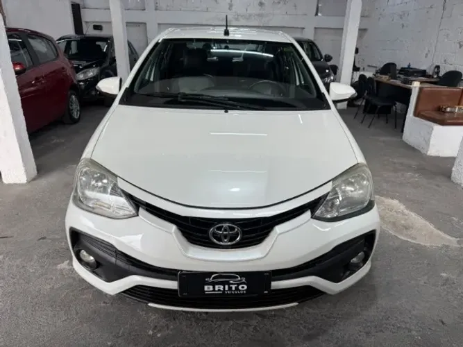 Toyota Etios Platinum Sed. 1.5 Flex 16V 4P Aut. 2017
