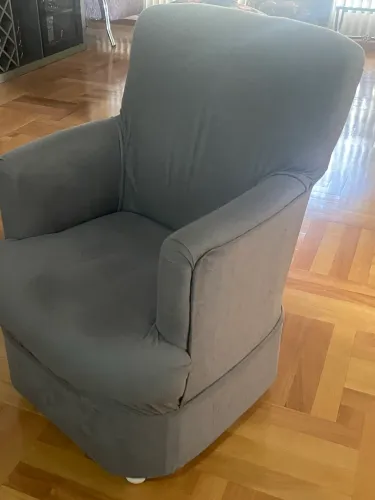 Poltrona com Rodízio frete Grátis
