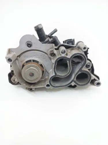 Bomba Água Audi A3 Sedan Tfsi 1.4 2020 2021 04e121042af