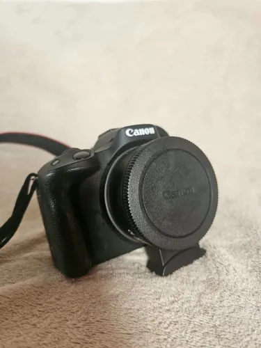 Canon R50 + adaptador de lente