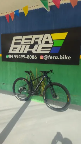 Bike first athymus booster S