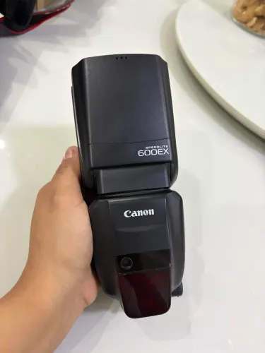 Flash speedlite canon 600EX
