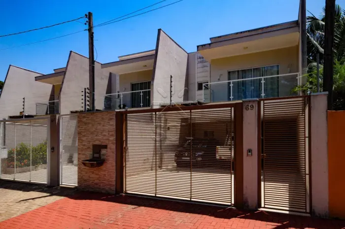 Sobrado à venda, Vila A - Foz do Iguaçu