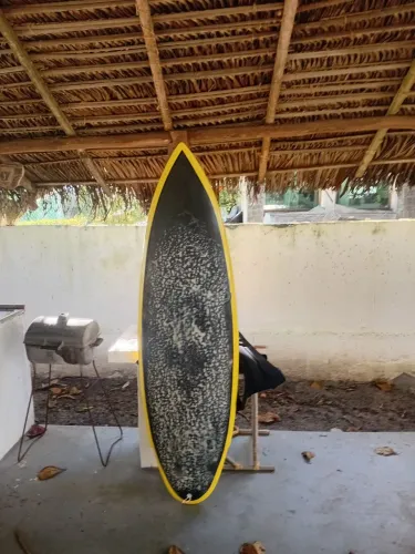 Prancha concha 6'6" ralf carbon encaixes futures, 58 litros