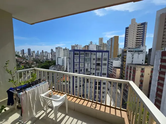 Excelente apt de 3/4, 2 vagas, andar alto, venda entre Graça e Canela - Salvador - BA