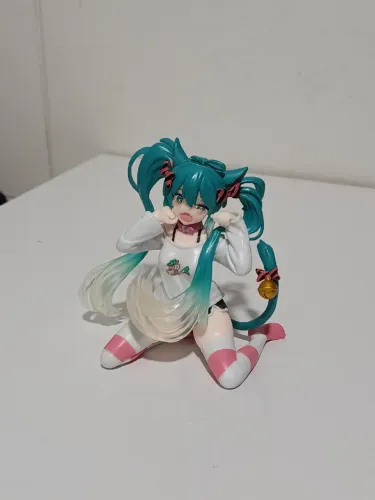 ACTION FIGURE HATSUNE MIKU VOCALOID - COLECIONÁVEL