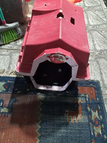 2 casinha de cachorro usada bom estado