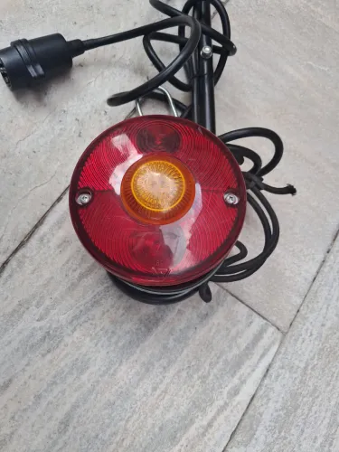 Régua de iluminação para carretinha