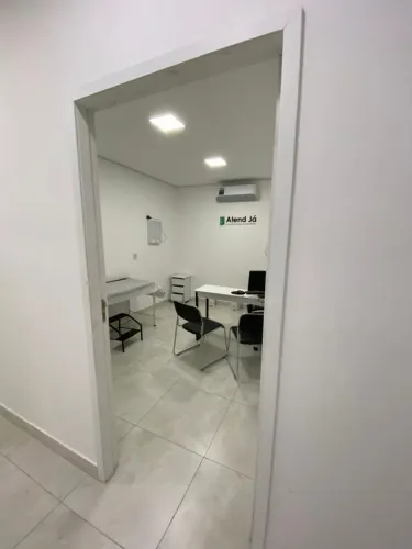 Clinica Médica + Posto de coleta sangue