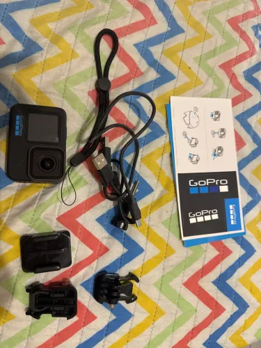 Go Pro black 10
