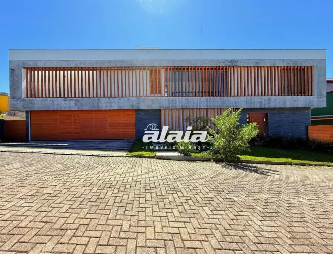 Casa com 5 dormitórios, 558 m² no - Rio Tavares - Florianópolis/SC