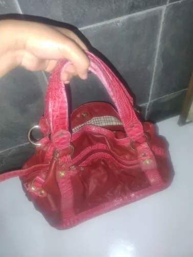 Bolsa com bastante espaço 30,00