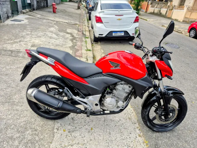 CB 300cc 2010