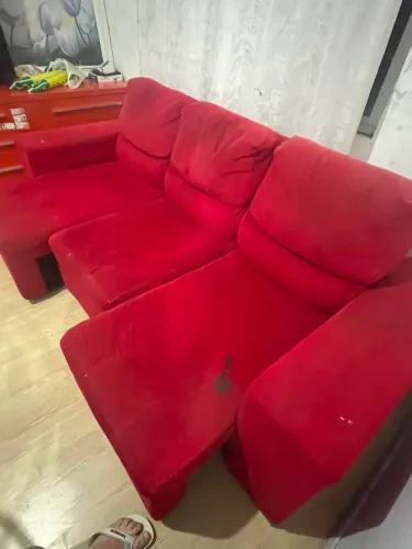Vendo sofá vermelho