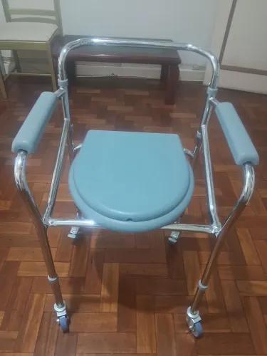 Cadeira p banho nova