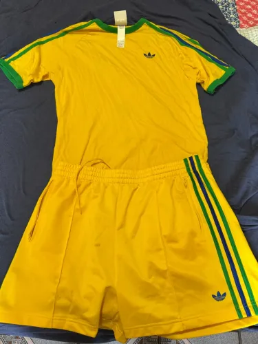 Camiseta e short adidas original Brasil