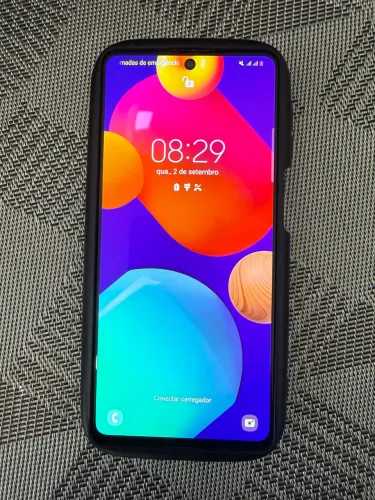 Samsung Galaxy M62 - 128GB e muita capacidade de bateria