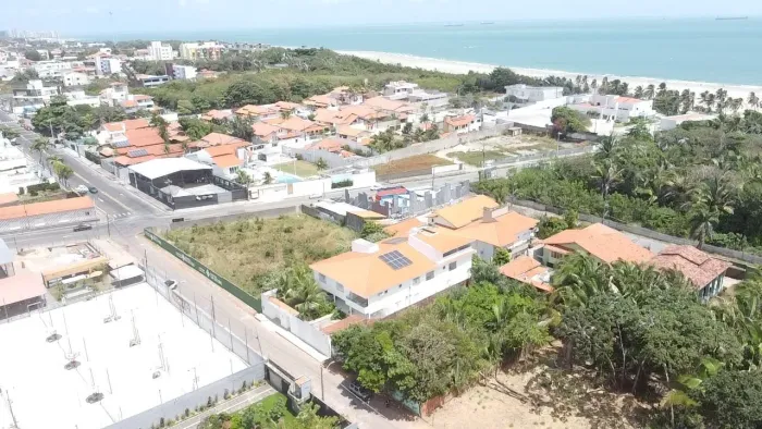 LOTE no Calhau próx da litorânea.