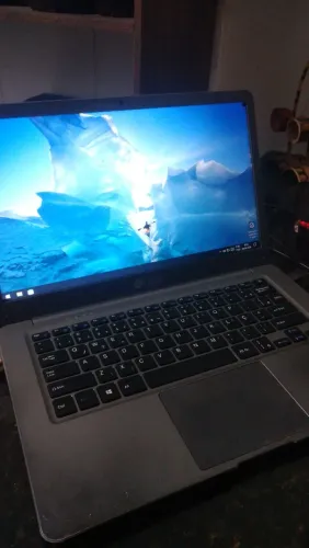 Notebook da login está funcionando normalmente o teclado que  não pega valor 150 