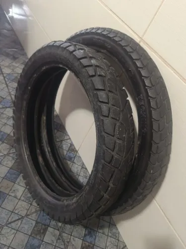 Pneus moto XRE 300