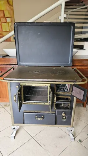? FOGÃO A LENHA VENAX EM FERRO FUNDIDO COM FORNO ?