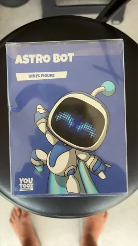 boneco youtooz astro bot 1ª edição esgotado mundialmente