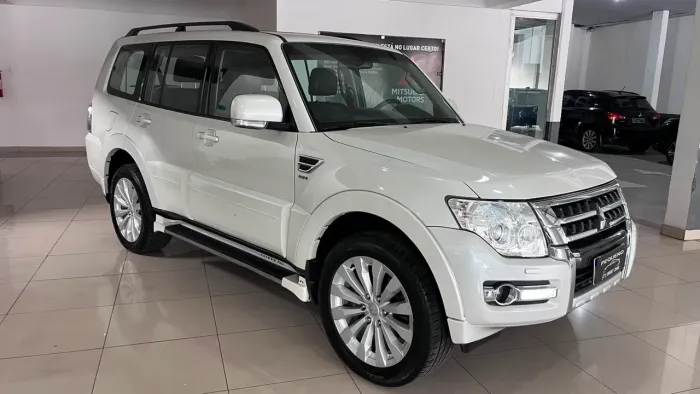 Mitsubishi Pajero HPE Full 3.2 4X4 T.i.dies. 5P AUT 2019