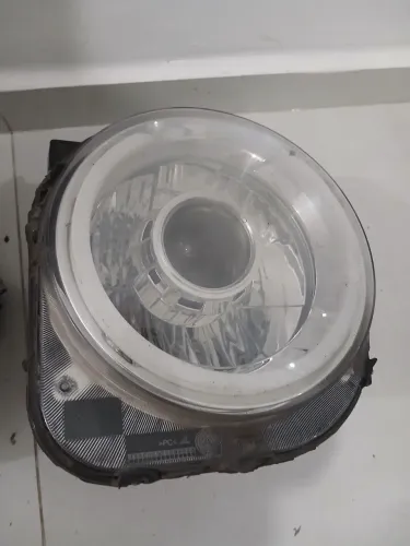 Farol original do renegade