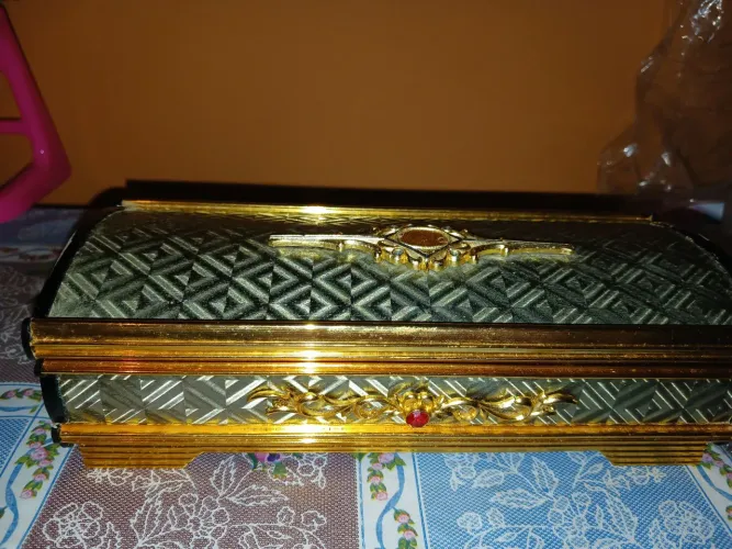Porta jóia antigo musical