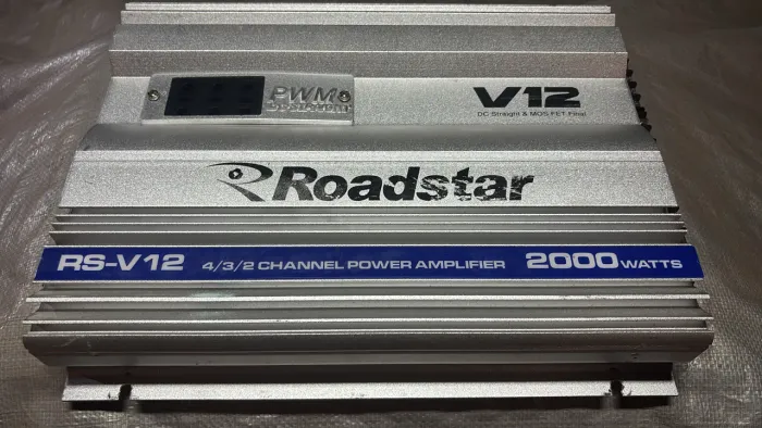 Módulo som ROADSTAR V12 2000W