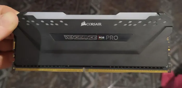 memória ram corsair vengeance rgb pro 16gb ddr4 3200mhz 2x8