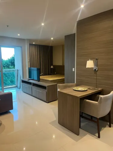 Flat Midas Residence