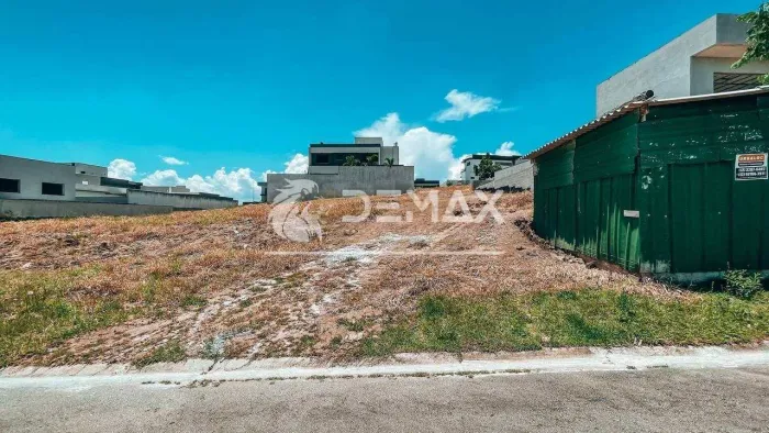 Terreno Colinas do Paratehy Sul, Urbanova