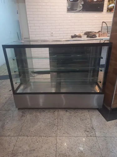 Balcao expositor seco em aço inoxidável, com 1,60 X 0,60 X 1,20