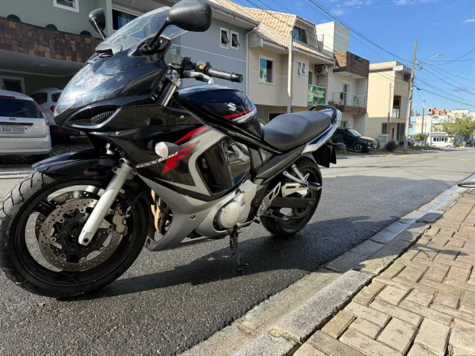 Gsx 650 F 