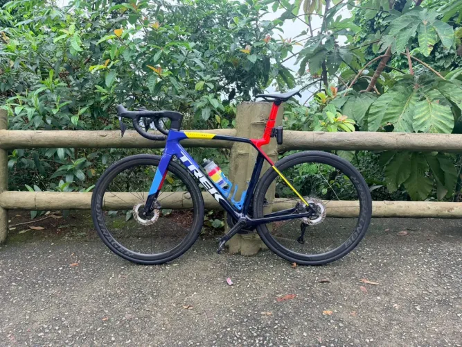 Bike Trek Madone SLR 8ªG Tam M/L