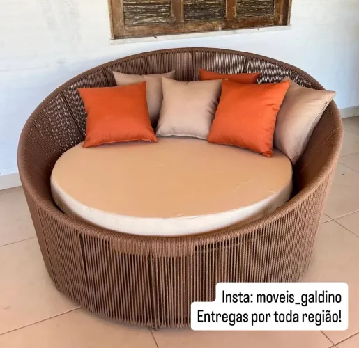 Chaises e ninhos em fibra ou corda náutica 