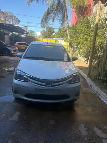 Toyota Etios XLS 1.5 Flex 16V 5P Mec. 2016