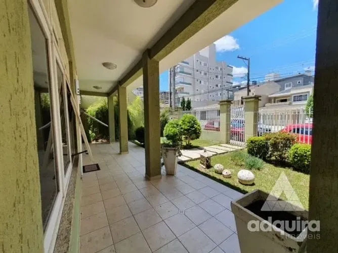 Casa à venda no coração da Vila Estrela
