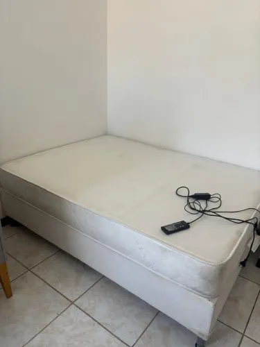 Vendo Cama box que vai dar a massagem que vc merece!!