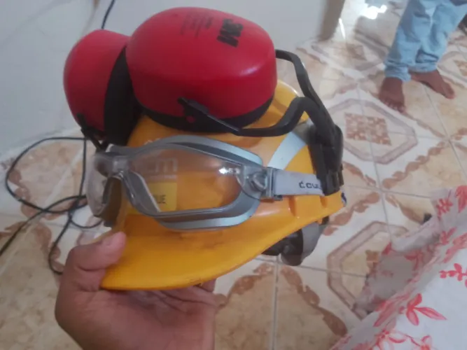 EPI capacete completo