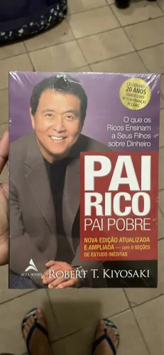 Livro Pai rico Pai pobre novo lacrado.
