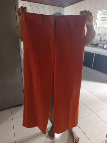 Calça feminina chique de alfaiataria 