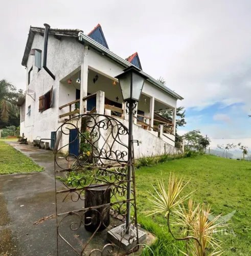 CHÁCARA COM 3000 m² NO BAIRRO PIRAPORÃO - PIEDADE