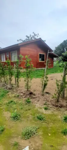 Alugo casa no sítio