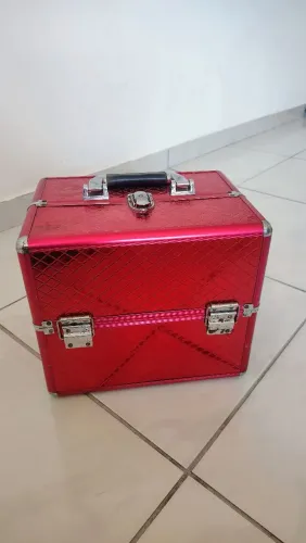 Maleta Organizadora De Maquiagem Grande Alumínio 6 Bandejas Cor Vermelho