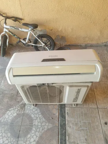 Ar condicionado 9 mil btus gelando